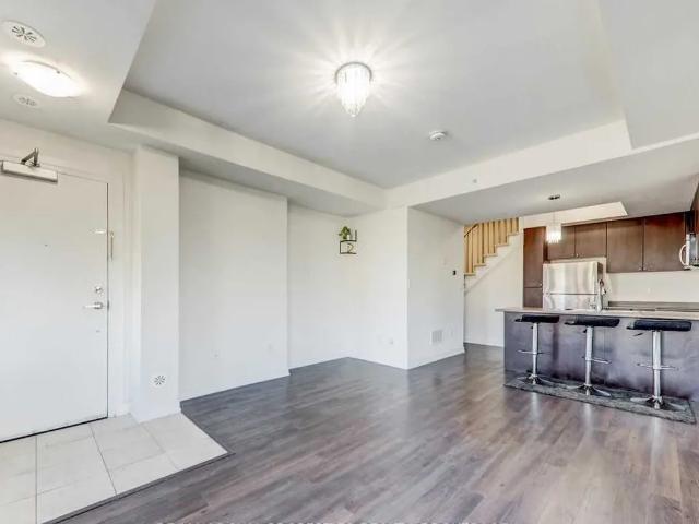 Apartment for rent in Glen Grove, Pickering