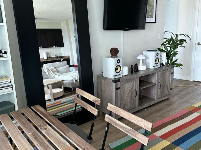 Apartment for rent in Etobicoke—Lakeshore, Toronto