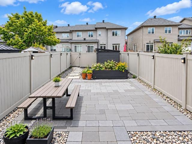 Townhouse for rent in Mulhurst Bay, Ontario