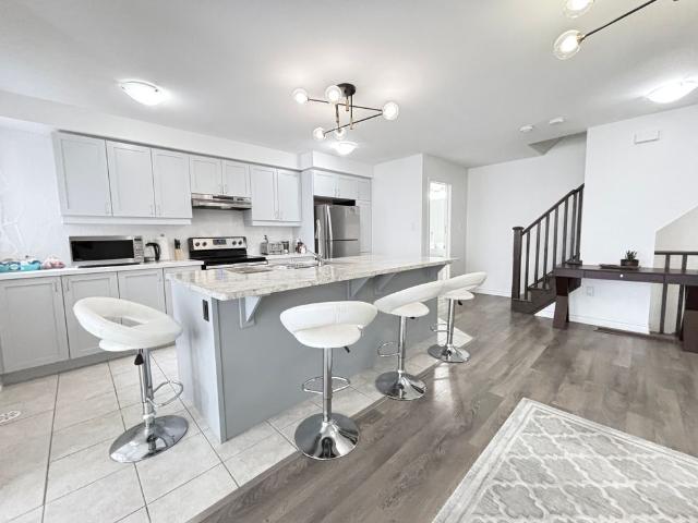 Townhouse for rent in Milton, Ontario