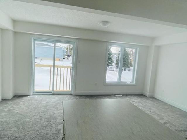 Townhouse for rent in Markdale, Grey Highlands