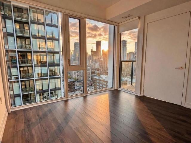 Apartment for rent in Toronto Centre, Toronto