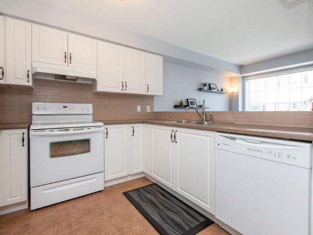 Townhouse for rent in Mulhurst Bay, Ontario