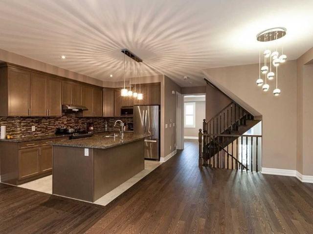 Townhouse for rent in Georgina, Ontario