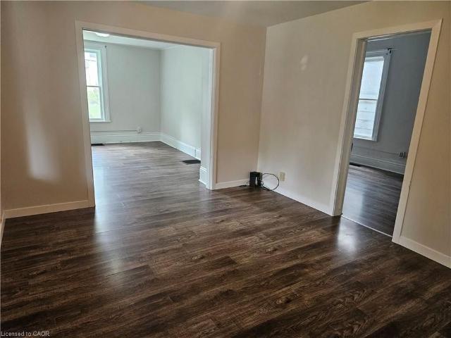 House for rent in Ontario