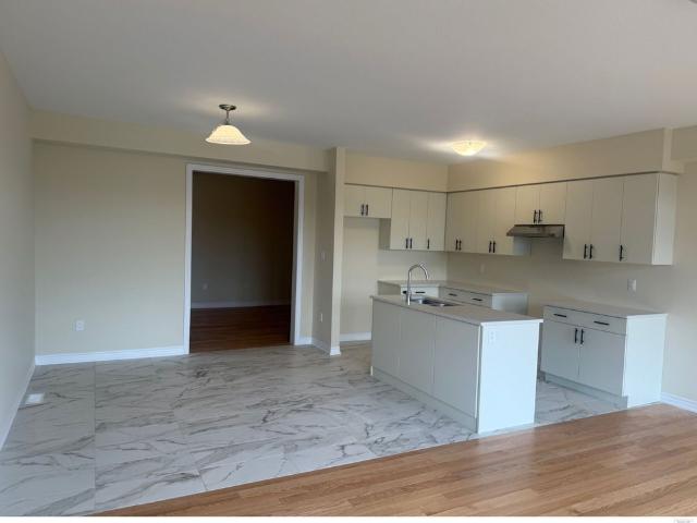 Townhouse for rent in Southwestern Ontario, Ontario