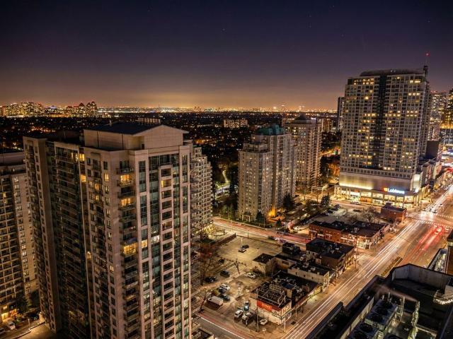 Apartment for rent in Willowdale, Toronto