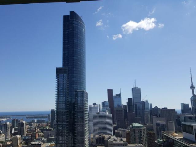 Apartment for rent in Toronto Centre, Toronto