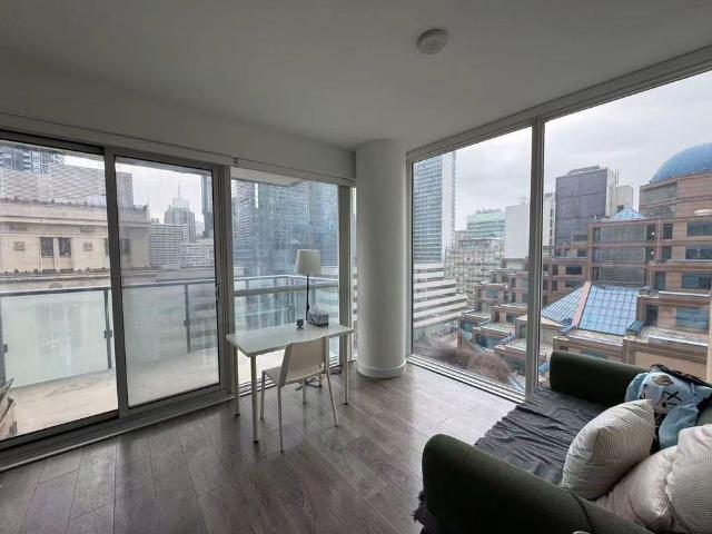 Apartment for rent in Toronto Centre, Toronto