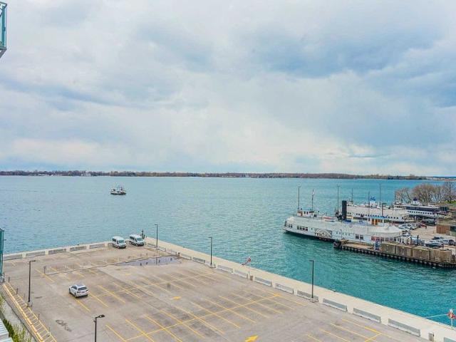 Apartment for rent in Spadina—Fort York, Toronto