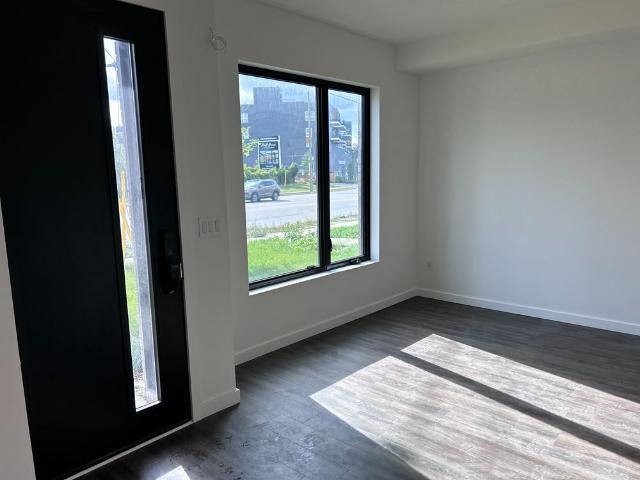 Townhouse for rent in Holly, Barrie