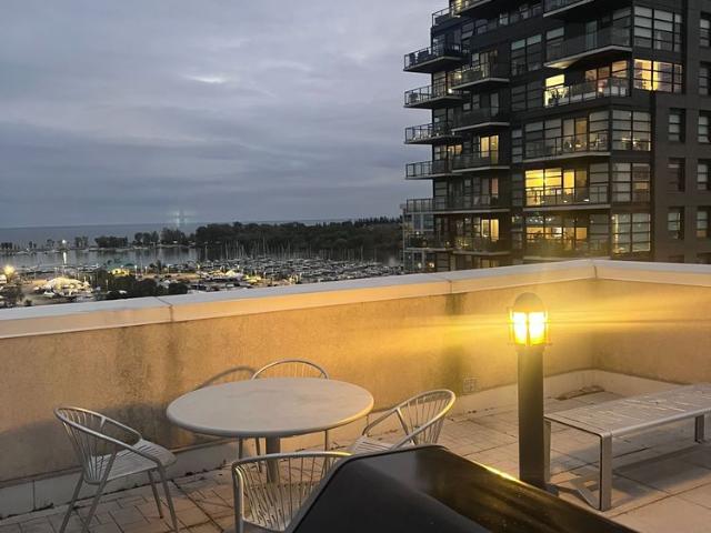 Apartment for rent in Whitby, Golden Horseshoe