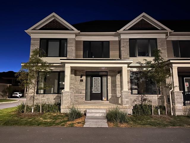 Townhouse for rent in Kawartha Lakes, Ontario