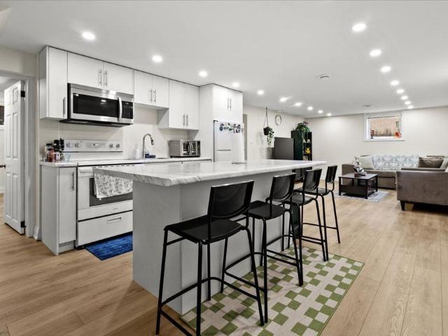 Apartment for rent in Ancaster, Ontario