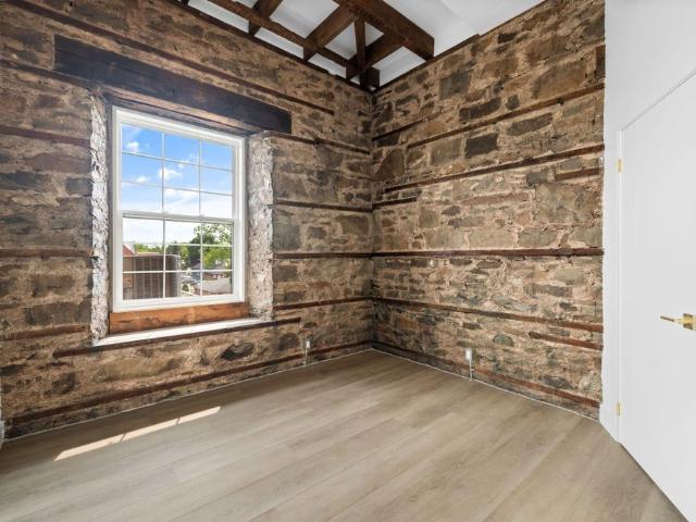 Apartment for rent in Milton, Ontario