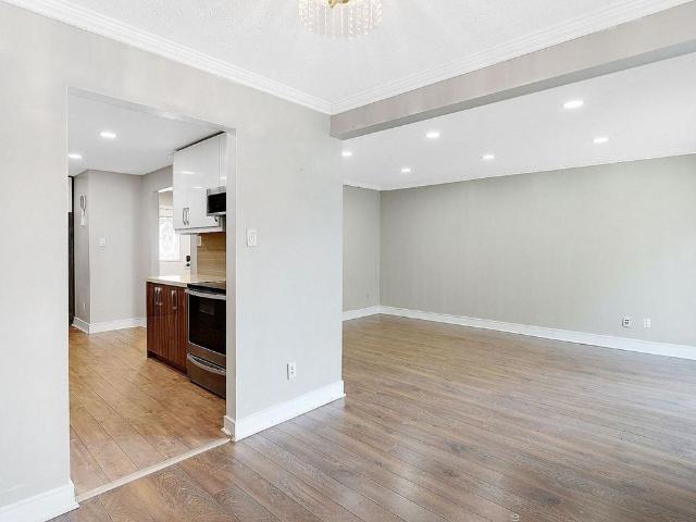 Townhouse for rent in Durham, Ontario