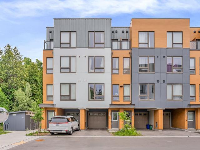 Townhouse for rent in Durham, Ontario