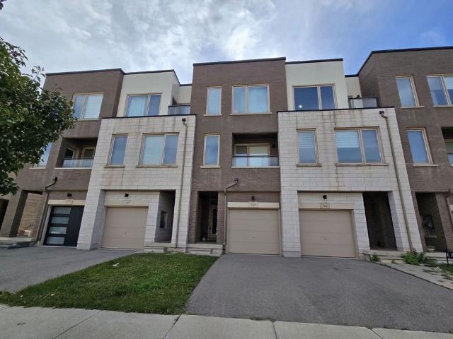 Townhouse for rent in Oakville, Golden Horseshoe