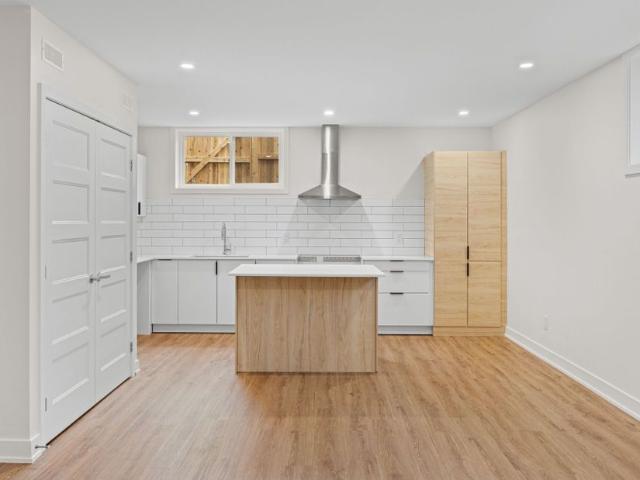 Apartment for rent in Mulhurst Bay, Ontario
