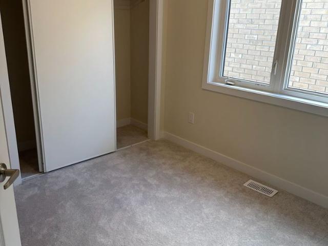 House for rent in Ontario