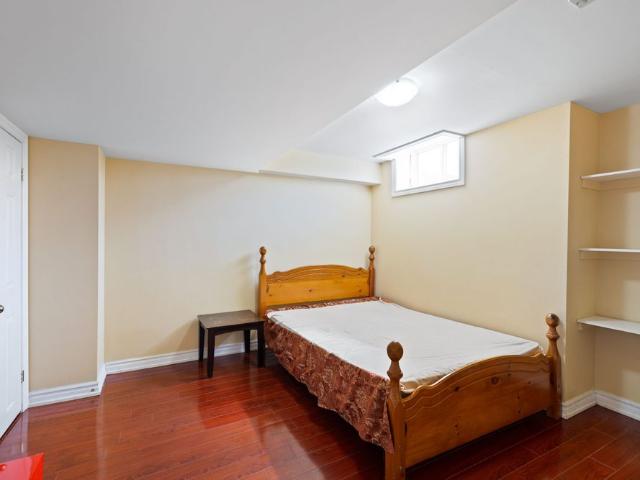 Apartment for rent in York, Ontario