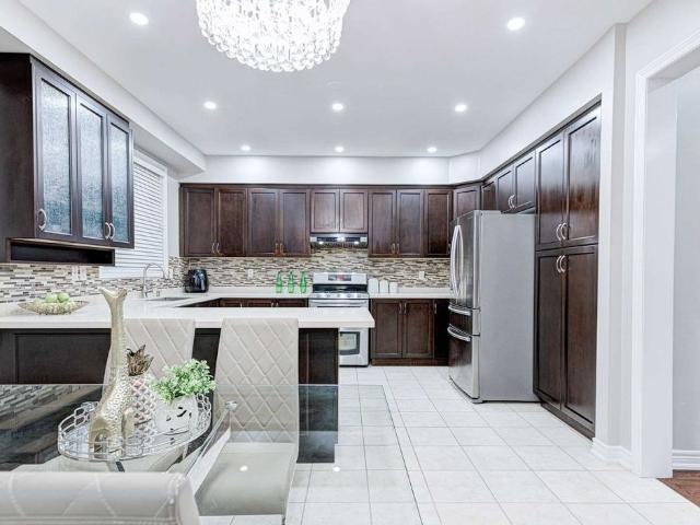 House for rent in Georgina, Ontario