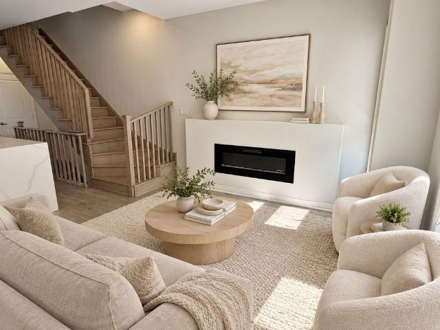 Townhouse for rent in Samac, Oshawa