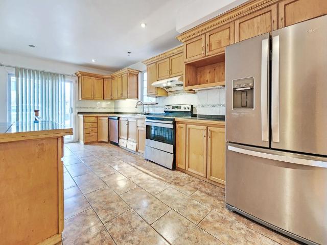 House for rent in Byward Market, Mulhurst Bay