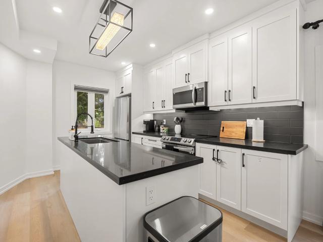 House for rent in Toronto—St. Paul's, Toronto