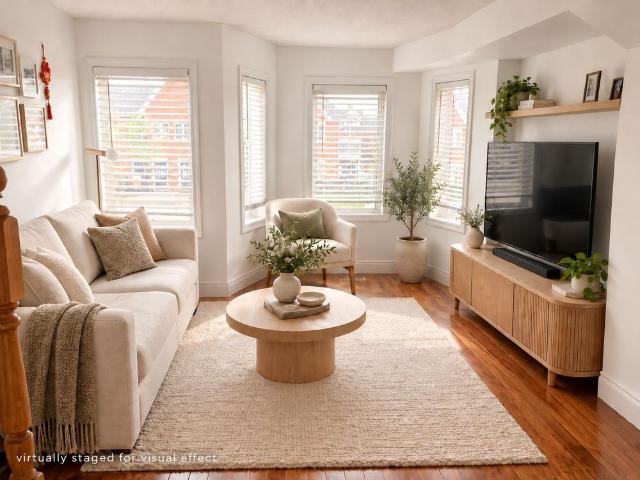 Apartment for rent in Burlington, Golden Horseshoe