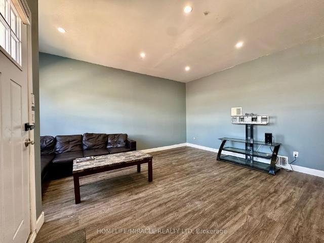 House for rent in Welland, Golden Horseshoe