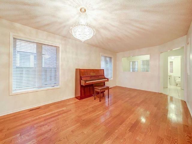 House for rent in Woburn, Ontario