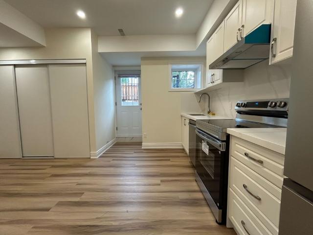 Apartment for rent in Whitby, Golden Horseshoe