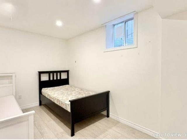 Apartment for rent in Samac, Oshawa