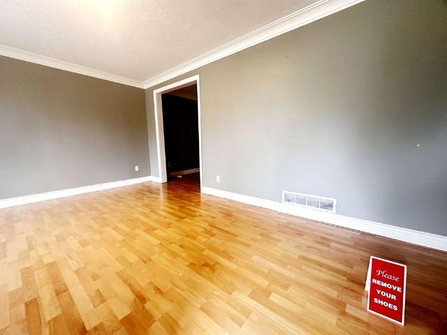 Apartment for rent in Durham, Ontario