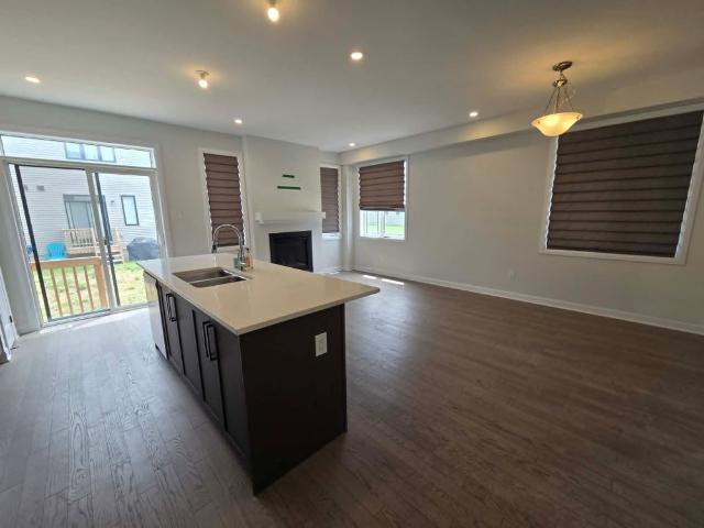 Townhouse for rent in Mulhurst Bay, Ontario
