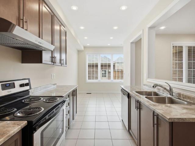 Townhouse for rent in Upper Cornell, Markham