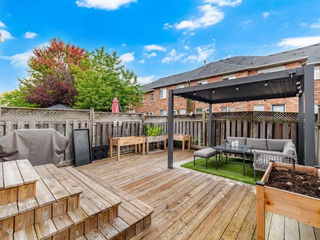 Townhouse for rent in Burlington, Golden Horseshoe