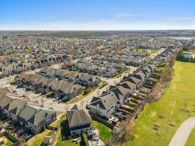 Townhouse for rent in Mulhurst Bay, Ontario