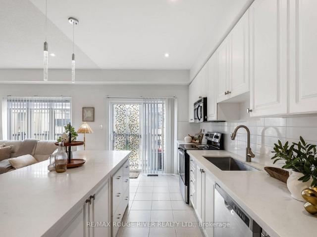 House for rent in Ajax, Golden Horseshoe