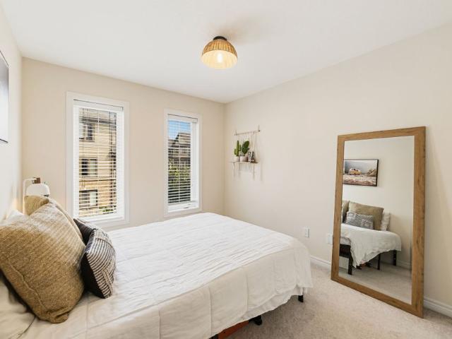Townhouse for rent in Ancaster, Ontario
