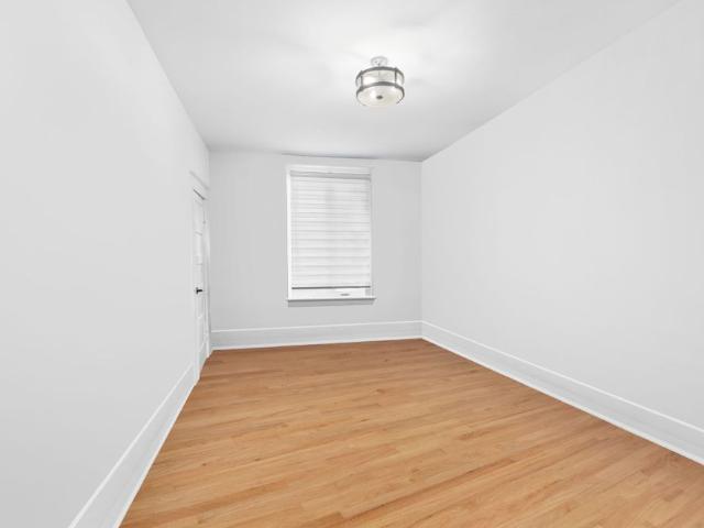 Apartment for rent in Mulhurst Bay, Ontario