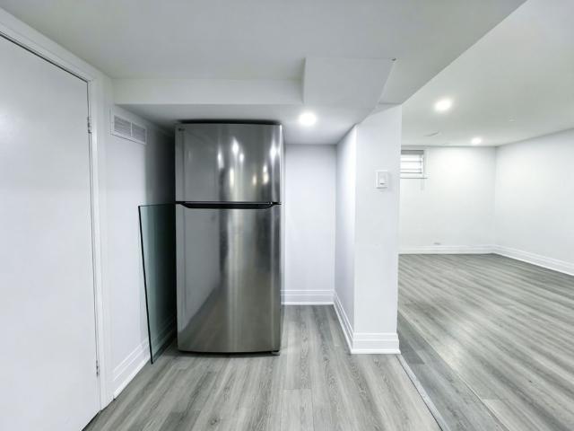 House for rent in Beverley Acres, Richmond Hill