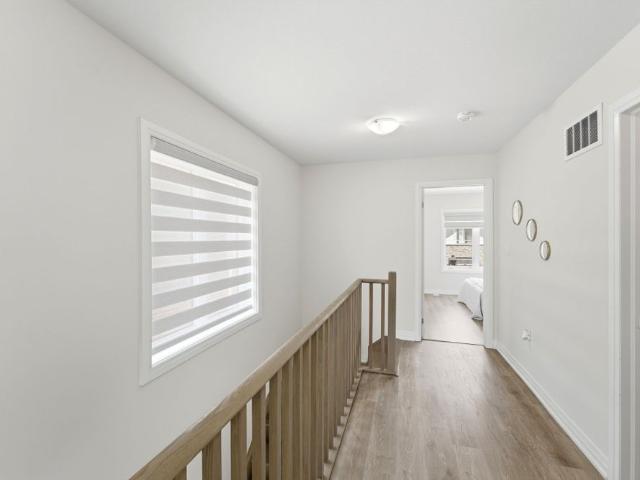 Townhouse for rent in Ancaster, Ontario