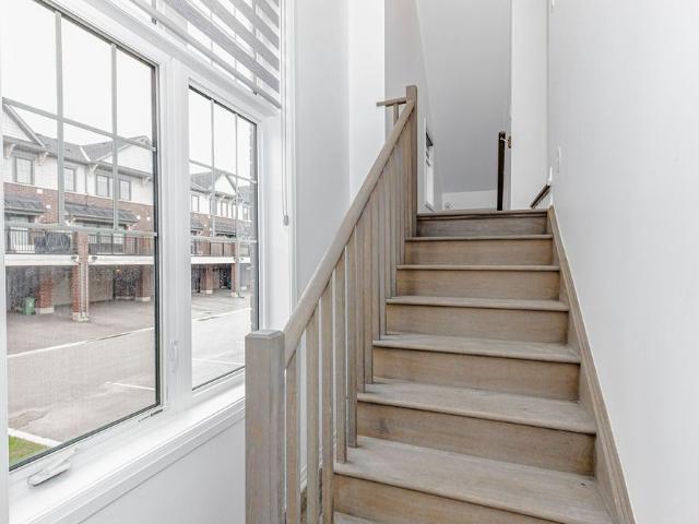 Townhouse for rent in Ancaster, Ontario