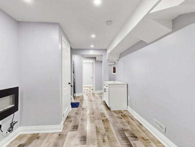 Apartment for rent in Newmarket, Golden Horseshoe