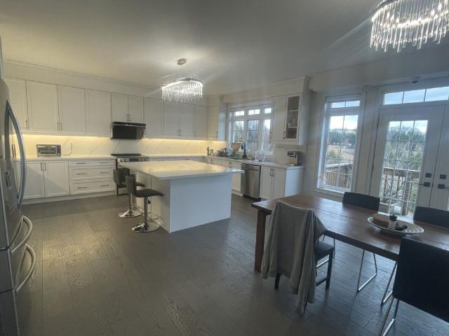 Room for rent in Vaughan, Golden Horseshoe