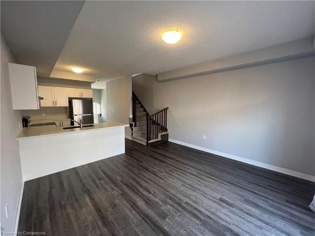 Townhouse for rent in Ancaster, Ontario