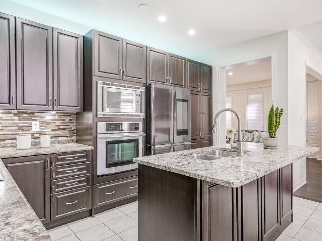 House for rent in Bradford West Gwillimbury, Ontario