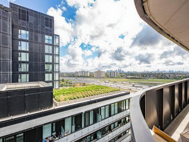 Apartment for rent in York Centre, Toronto